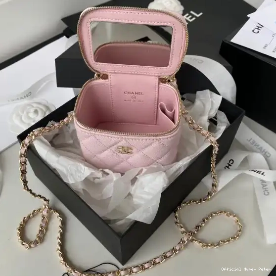 HyperPeter VANITY WITH CHANEL SMALL CHAIN 0606